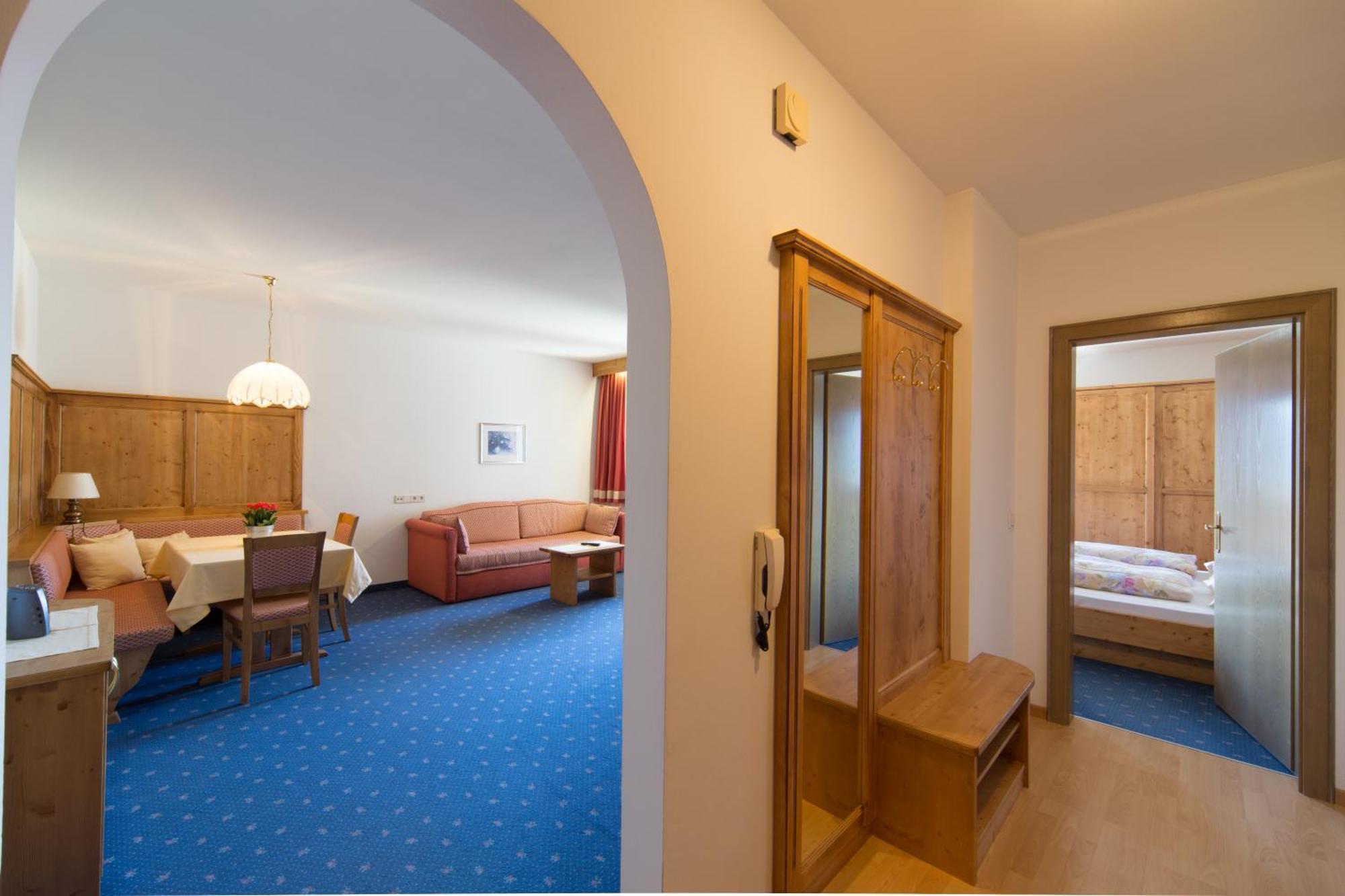 Residence Krone Schenna Rom bilde